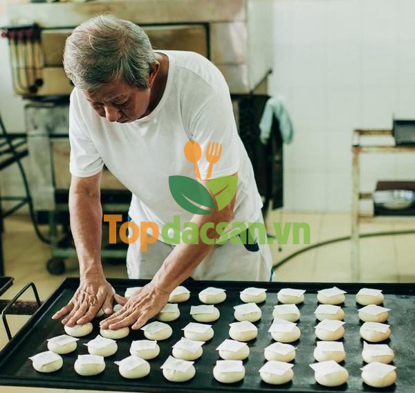 bánh kim sa Tân Huê Viên